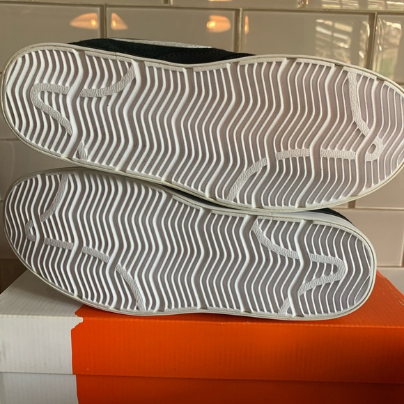 Nike Avid Jr. 6.0 Size 4.5Y/Women 6 - Picture 5 of 6